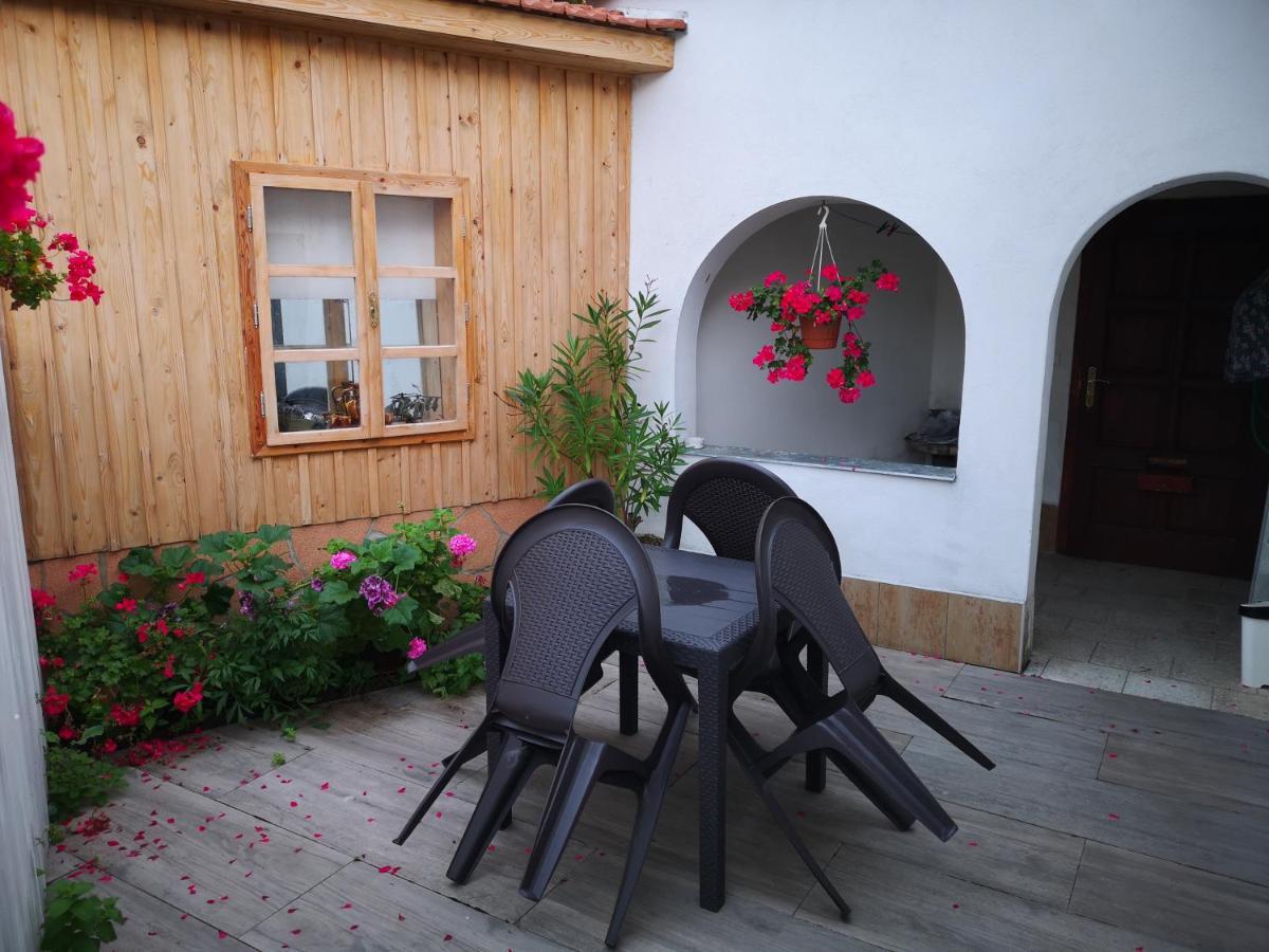 Ubytovani Mikulov Exterior foto